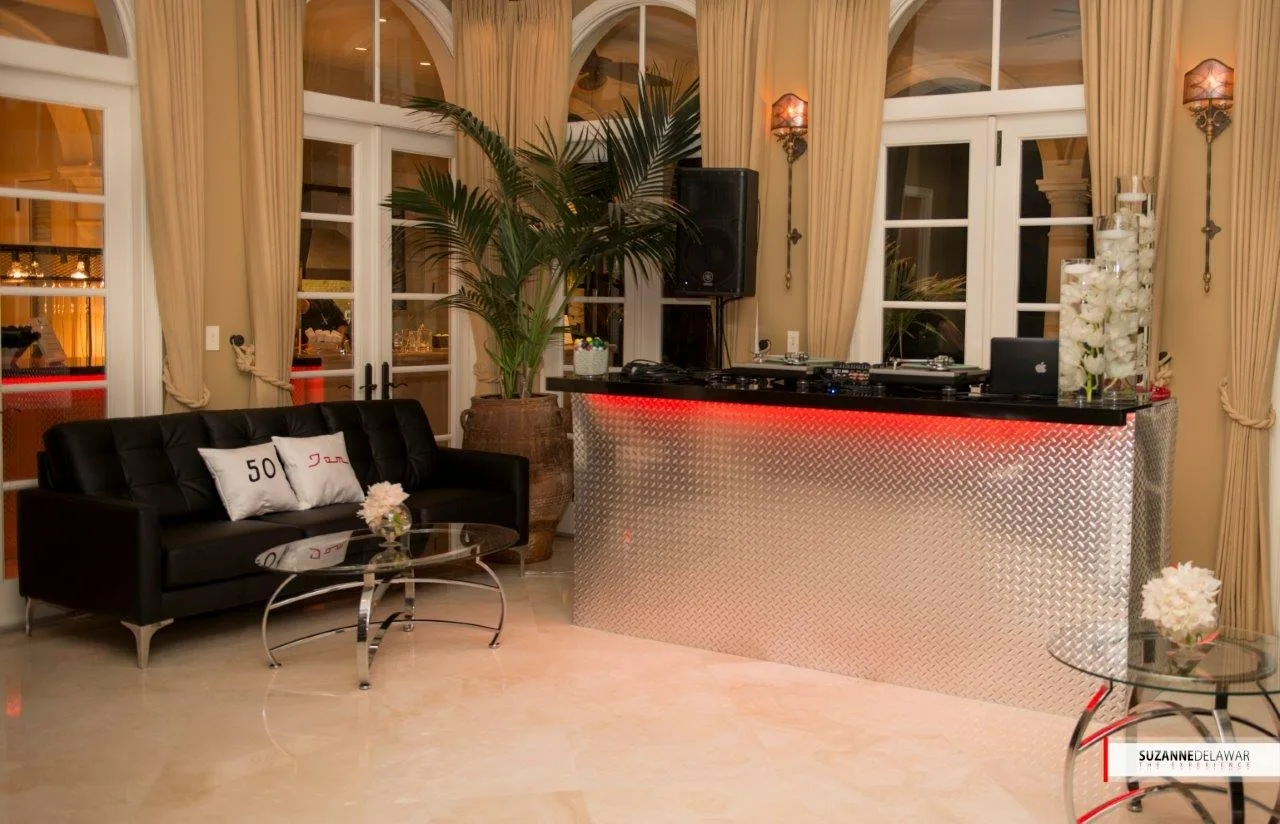 8_ Diamond Plated DJ Booth Black Top in Pompano Beach, Florida