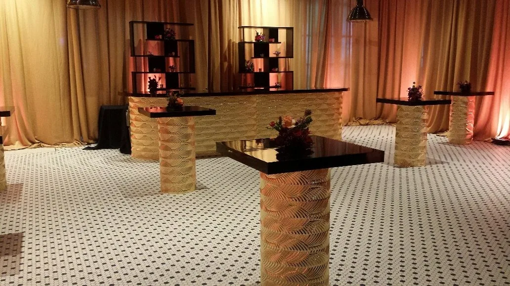 Gatsby Gold High Top - Black Top 30_W x 30_D x 42_H in Pompano Beach, Florida